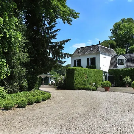 Koetshuis Landgoed T Haveke *