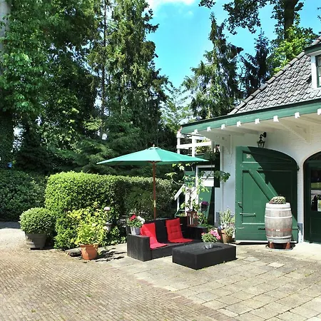 Koetshuis Landgoed T Haveke Vakantiehuis *